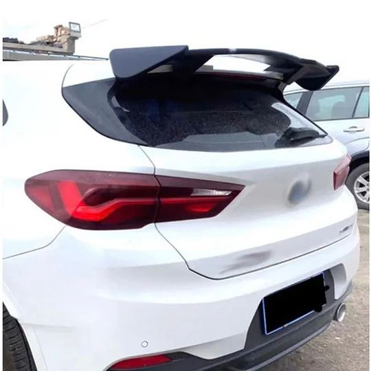 Alerón Deportivo Universal Auto Hatchback / Negro Piano