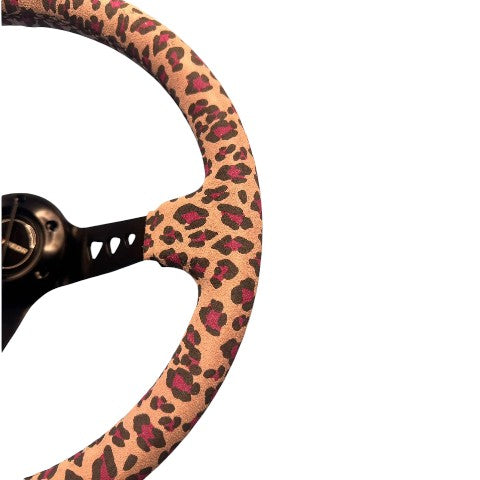 Volante Deportivo Diseño Animal Print - Centro Desplazado